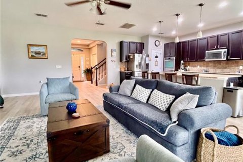 Casa en venta en Orlando, Florida, 4 dormitorios, 268.49 m2 № 2410384 - foto 10