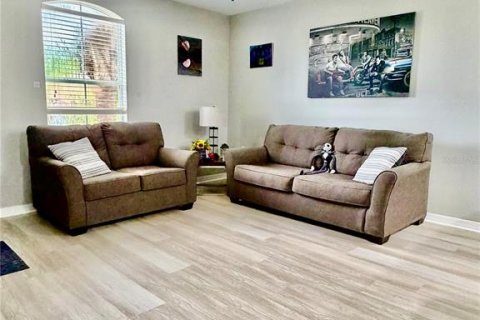 Casa en venta en Orlando, Florida, 4 dormitorios, 268.49 m2 № 2410384 - foto 20