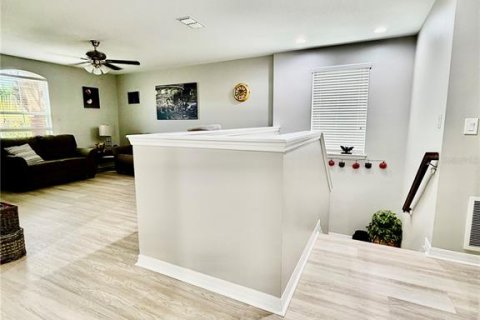 Casa en venta en Orlando, Florida, 4 dormitorios, 268.49 m2 № 2410384 - foto 19