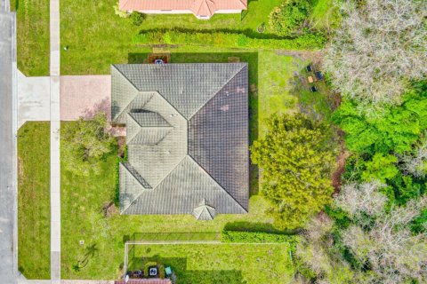 House in Royal Palm Beach, Florida 4 bedrooms, 185.62 sq.m. № 1038011 - photo 1