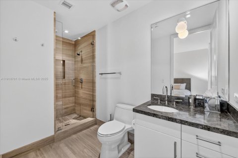 Condo in Sunny Isles Beach, Florida, 3 bedrooms  № 1974488 - photo 27