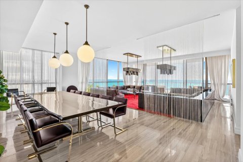 Condo in Sunny Isles Beach, Florida, 3 bedrooms  № 1974488 - photo 7