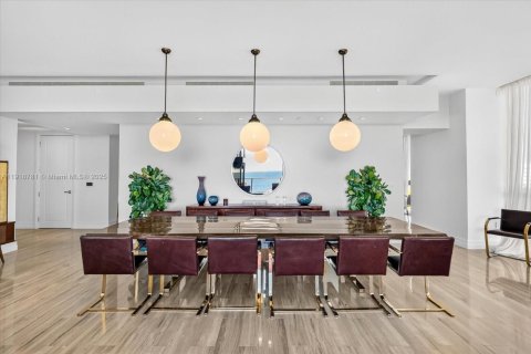 Condo in Sunny Isles Beach, Florida, 3 bedrooms  № 1974488 - photo 8
