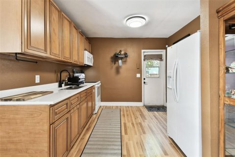Casa en venta en Saint Petersburg, Florida, 4 dormitorios, 101.36 m2 № 1592131 - foto 9