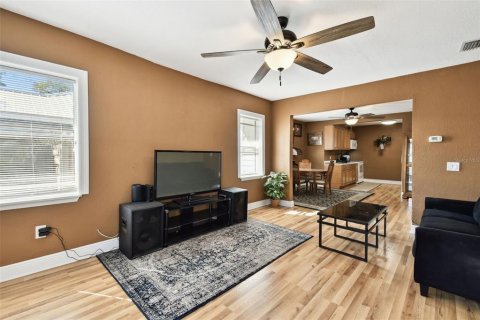 Casa en venta en Saint Petersburg, Florida, 4 dormitorios, 101.36 m2 № 1592131 - foto 29