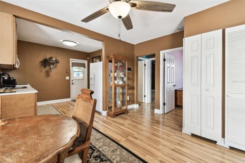 Casa en venta en Saint Petersburg, Florida, 4 dormitorios, 101.36 m2 № 1592131 - foto 6