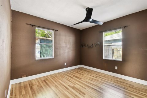 Casa en venta en Saint Petersburg, Florida, 4 dormitorios, 101.36 m2 № 1592131 - foto 21