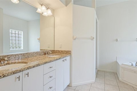 House in Osprey, Florida 4 bedrooms, 192.96 sq.m. № 2211300 - photo 21
