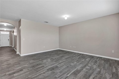 House in Davenport, Florida 3 bedrooms, 157.38 sq.m. № 2394071 - photo 8