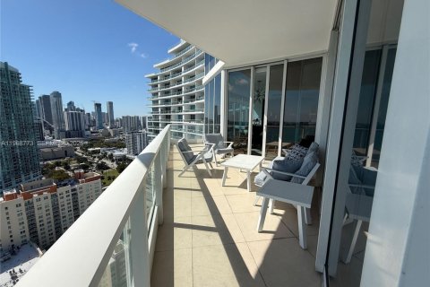 Condominio en venta en Miami, Florida, 3 dormitorios, 204.48 m2 № 2032038 - foto 10