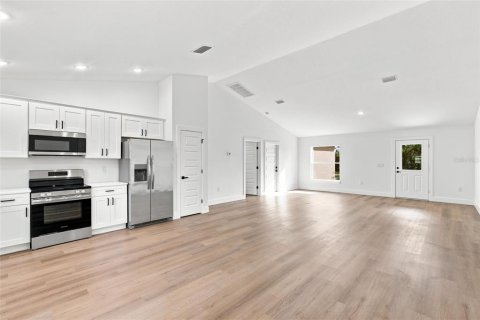 Купить виллу или дом в Себринг, Флорида 9 комнат, 154.68м2, № 2294607 - фото 14