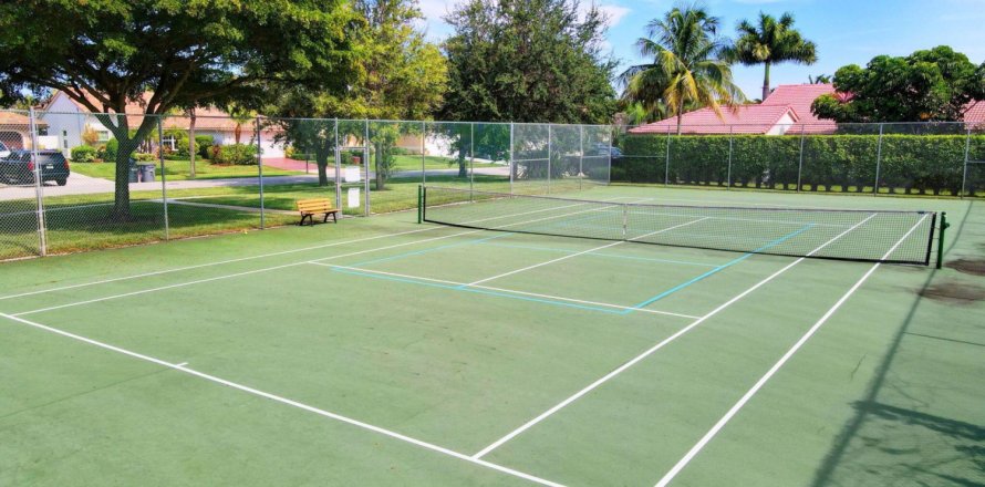 Villa ou maison à Delray Beach, Floride 3 chambres, 166.48 m2 № 1183489