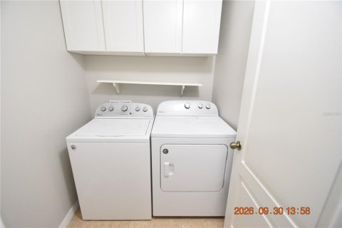 Touwnhouse à louer à Tampa, Floride: 2 chambres, 117.43 m2 № 2404582 - photo 15