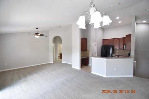 Touwnhouse à louer à Tampa, Floride: 2 chambres, 117.43 m2 № 2404582 - photo 9