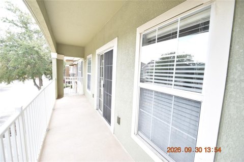 Touwnhouse à louer à Tampa, Floride: 2 chambres, 117.43 m2 № 2404582 - photo 11