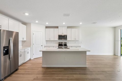 Villa ou maison à vendre à Nokomis, Floride: 4 chambres, 203.73 m2 № 2402947 - photo 5