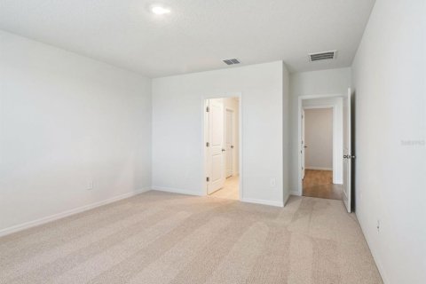 Villa ou maison à vendre à Nokomis, Floride: 4 chambres, 203.73 m2 № 2402947 - photo 8