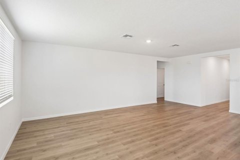 Villa ou maison à vendre à Nokomis, Floride: 4 chambres, 203.73 m2 № 2402947 - photo 4