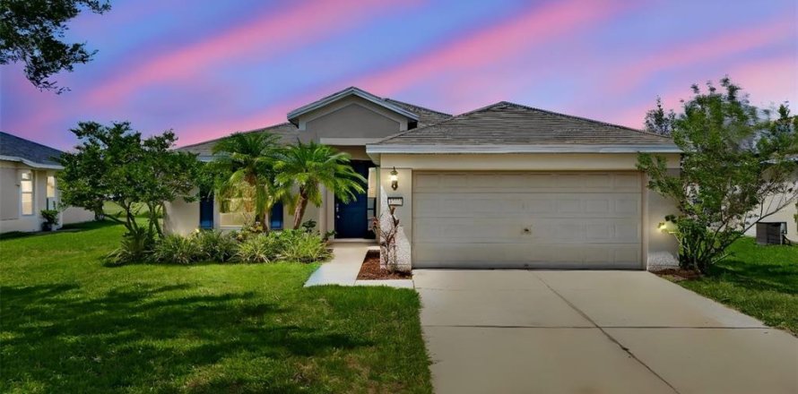 Villa ou maison à Parrish, Floride 4 chambres, 149.02 m2 № 2203266
