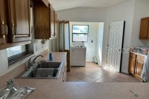 Casa en venta en Okeechobee, Florida, 6 dormitorios, 125.6 m2 № 916268 - foto 11