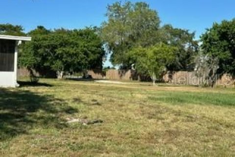 Casa en venta en Okeechobee, Florida, 6 dormitorios, 125.6 m2 № 916268 - foto 26