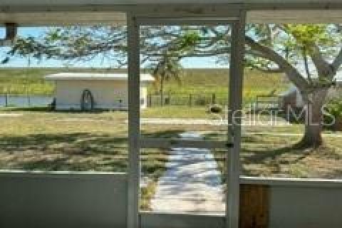 Casa en venta en Okeechobee, Florida, 6 dormitorios, 125.6 m2 № 916268 - foto 24