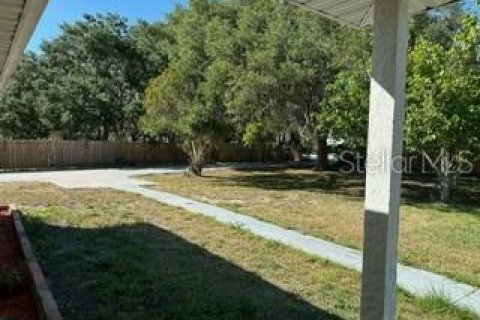 Casa en venta en Okeechobee, Florida, 6 dormitorios, 125.6 m2 № 916268 - foto 7