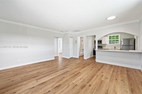 Villa ou maison à louer à Jupiter, Floride: 2 chambres, 72.46 m2 № 2276468 - photo 11