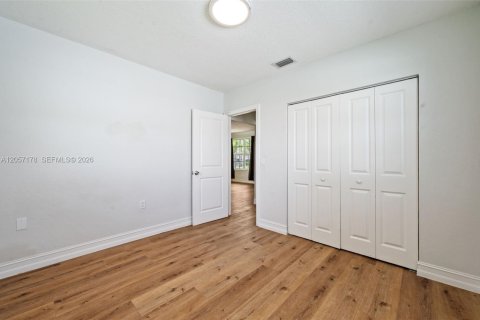 Villa ou maison à louer à Jupiter, Floride: 2 chambres, 72.46 m2 № 2276468 - photo 19