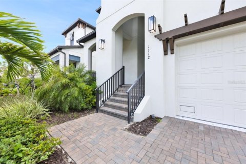 House in Ruskin, Florida 3 bedrooms, 227.33 sq.m. № 2150646 - photo 5