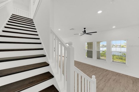 House in Ruskin, Florida 3 bedrooms, 227.33 sq.m. № 2150646 - photo 23
