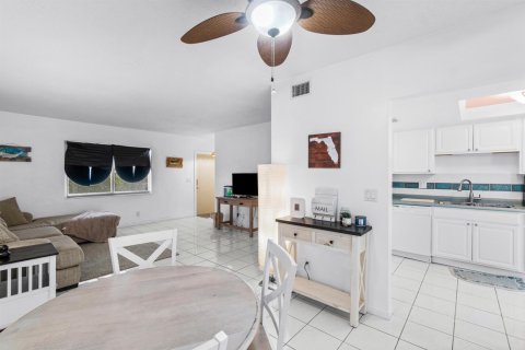 Copropriété à louer à Boynton Beach, Floride: 1 chambre, 71.91 m2 № 2251523 - photo 13