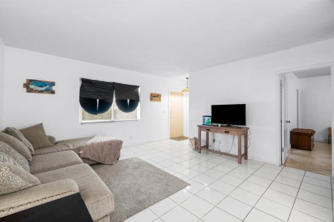 Copropriété à louer à Boynton Beach, Floride: 1 chambre, 71.91 m2 № 2251523 - photo 11