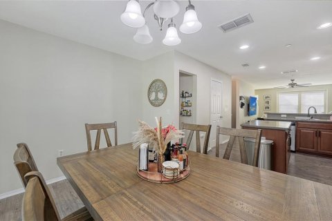 Townhouse in Lakewood Ranch, Florida 2 bedrooms, 101.45 sq.m. № 1803884 - photo 13