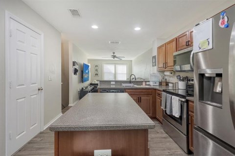 Townhouse in Lakewood Ranch, Florida 2 bedrooms, 101.45 sq.m. № 1803884 - photo 5