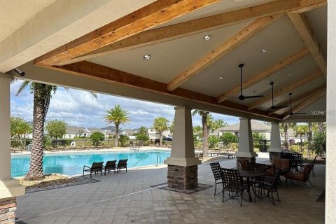 House in Orlando, Florida 4 bedrooms, 170.85 sq.m. № 2237125 - photo 16