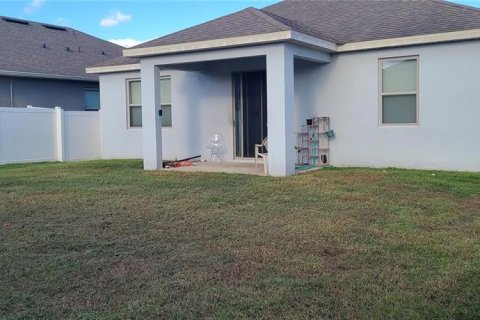 House in Orlando, Florida 4 bedrooms, 170.85 sq.m. № 2237125 - photo 11