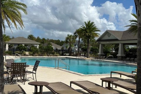 House in Orlando, Florida 4 bedrooms, 170.85 sq.m. № 2237125 - photo 17