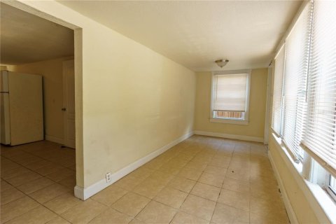 Villa ou maison à louer à Tampa, Floride: 1 chambre, 89.19 m2 № 2403327 - photo 7