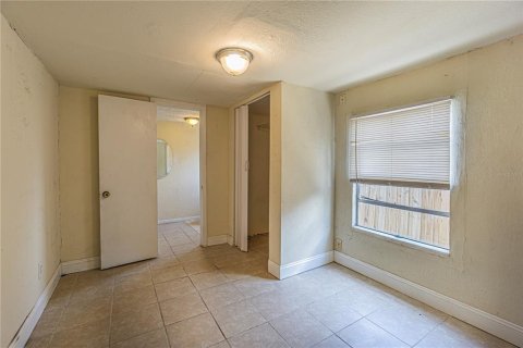 Villa ou maison à louer à Tampa, Floride: 1 chambre, 89.19 m2 № 2403327 - photo 8