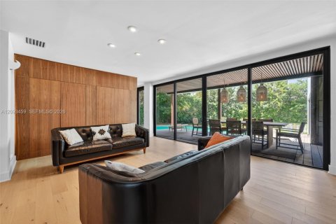 Casa en venta en Miami Beach, Florida, 4 dormitorios, 286.14 m2 № 2385387 - foto 20