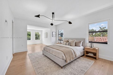 Casa en venta en Miami Beach, Florida, 4 dormitorios, 286.14 m2 № 2385387 - foto 23