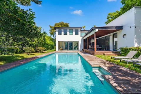 Casa en venta en Miami Beach, Florida, 4 dormitorios, 286.14 m2 № 2385387 - foto 14