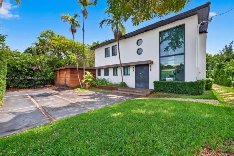 Casa en venta en Miami Beach, Florida, 4 dormitorios, 286.14 m2 № 2385387 - foto 3