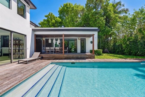 Casa en venta en Miami Beach, Florida, 4 dormitorios, 286.14 m2 № 2385387 - foto 13