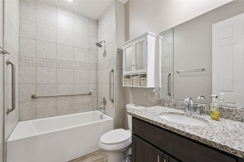 Casa en venta en Leesburg, Florida, 4 dormitorios, 248.51 m2 № 2212961 - foto 26