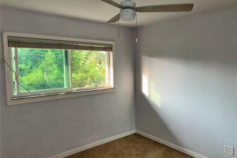Condominio en alquiler en Sarasota, Florida, 1 dormitorio, 55.56 m2 № 1791612 - foto 6