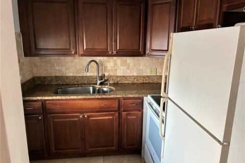 Condominio en alquiler en Sarasota, Florida, 1 dormitorio, 55.56 m2 № 1791612 - foto 4