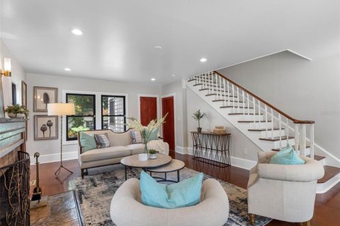 Casa en venta en Gulfport, Florida, 3 dormitorios, 164.25 m2 № 1793498 - foto 13