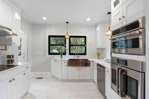 Casa en venta en Gulfport, Florida, 3 dormitorios, 164.25 m2 № 1793498 - foto 5